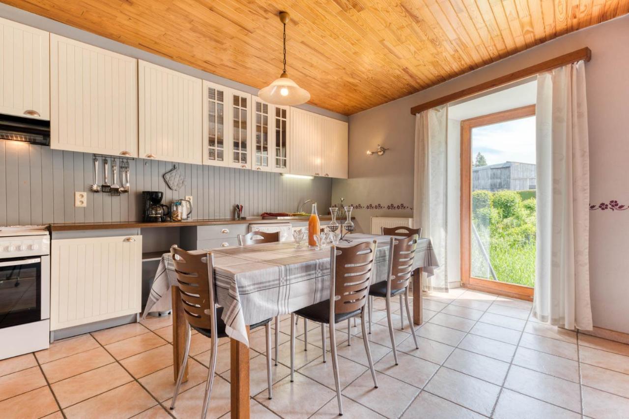 Chateau Ferme De Laval Sainte-Ode Экстерьер фото